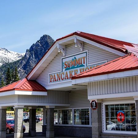 The Summit Inn Snoqualmie Pass Exteriér fotografie