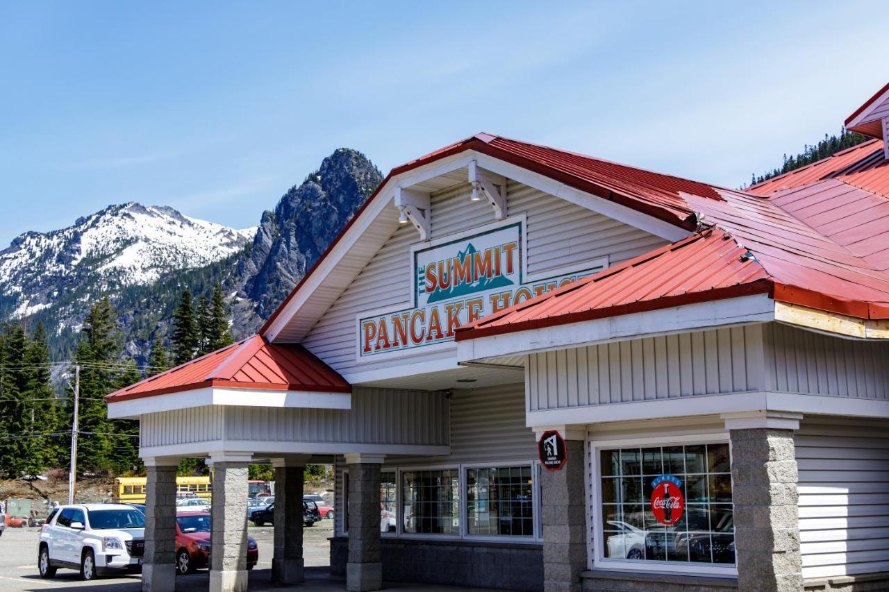The Summit Inn Snoqualmie Pass Exteriér fotografie