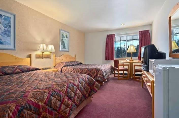 The Summit Inn Snoqualmie Pass Exteriér fotografie